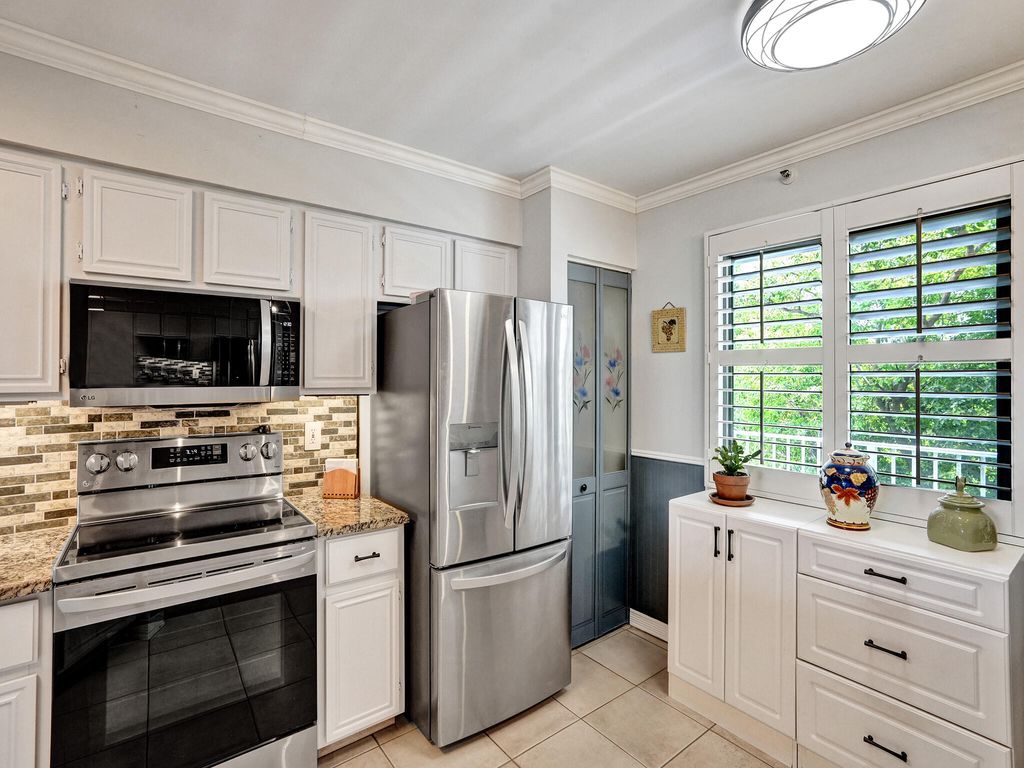 Photo of 2215 Cypress Island Drive #507, Pompano Beach, FL 33069 (MLS # R10971332)