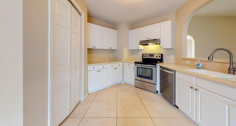 359 SW Duxbury Avenue Port St Lucie FL 34983