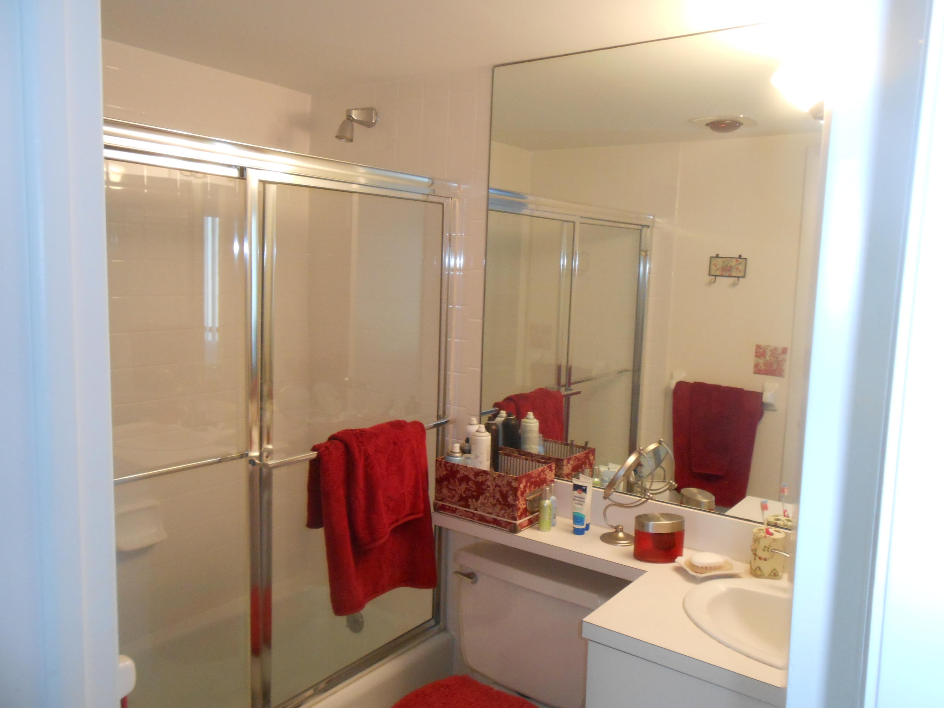 LANDS OF THE PRESIDENT CONDO 8 - Residential