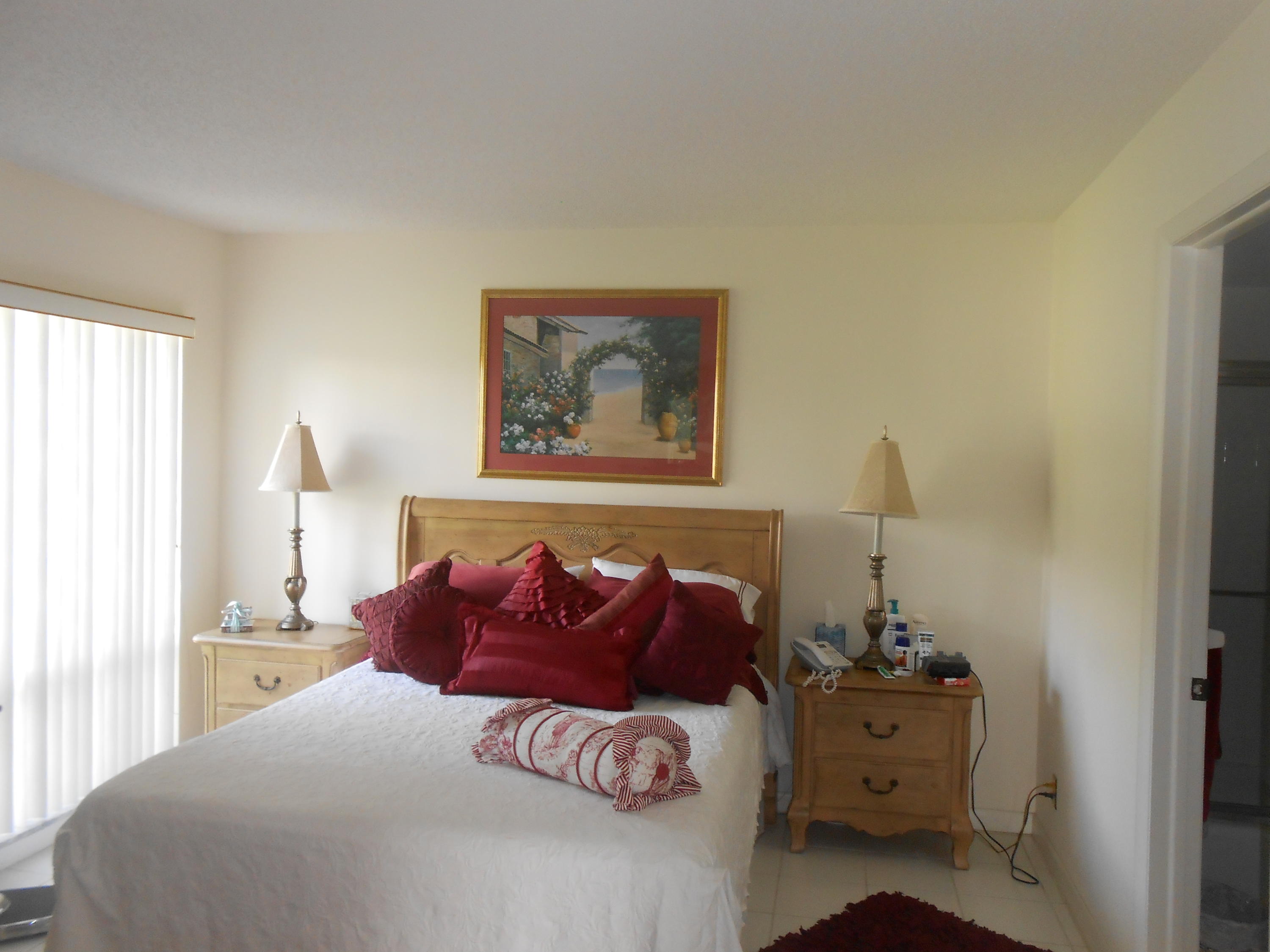 LANDS OF THE PRESIDENT CONDO 8 - Residential