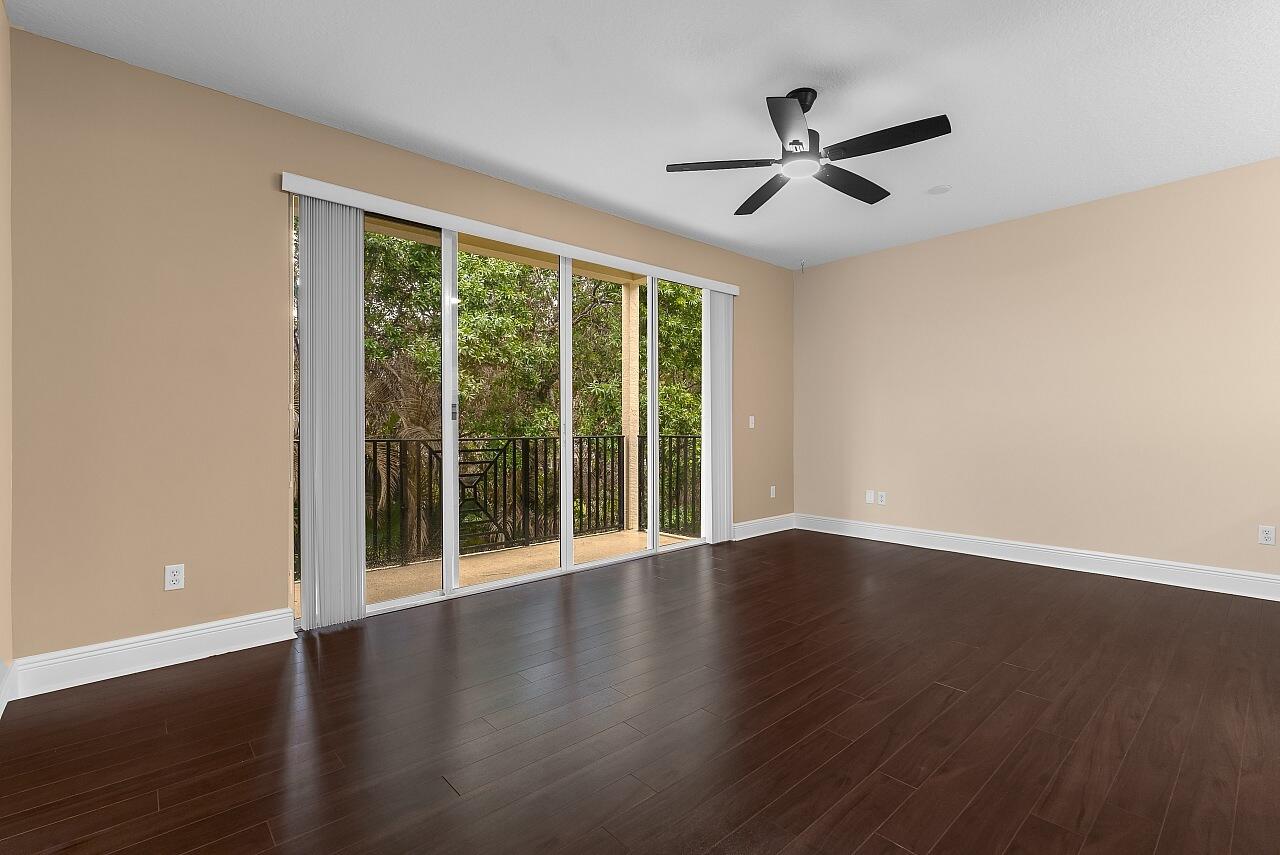 CAROLINA TRACE TOWNHOMES - Residential