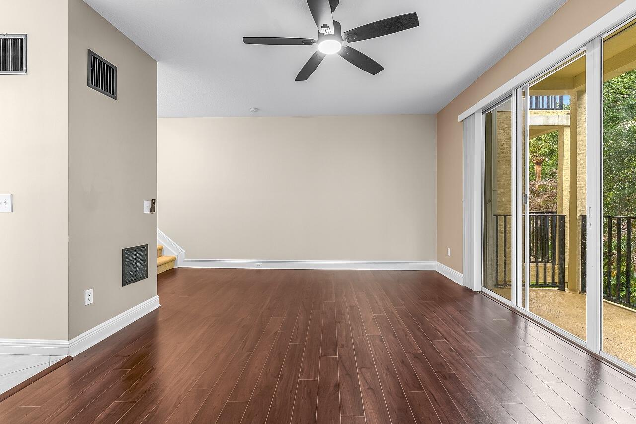 CAROLINA TRACE TOWNHOMES - Residential