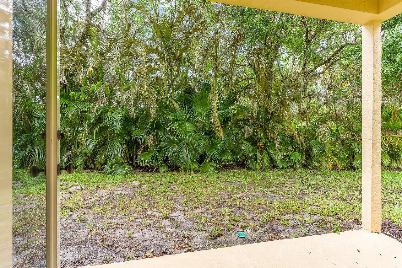 CAROLINA TRACE TOWNHOMES - Residential