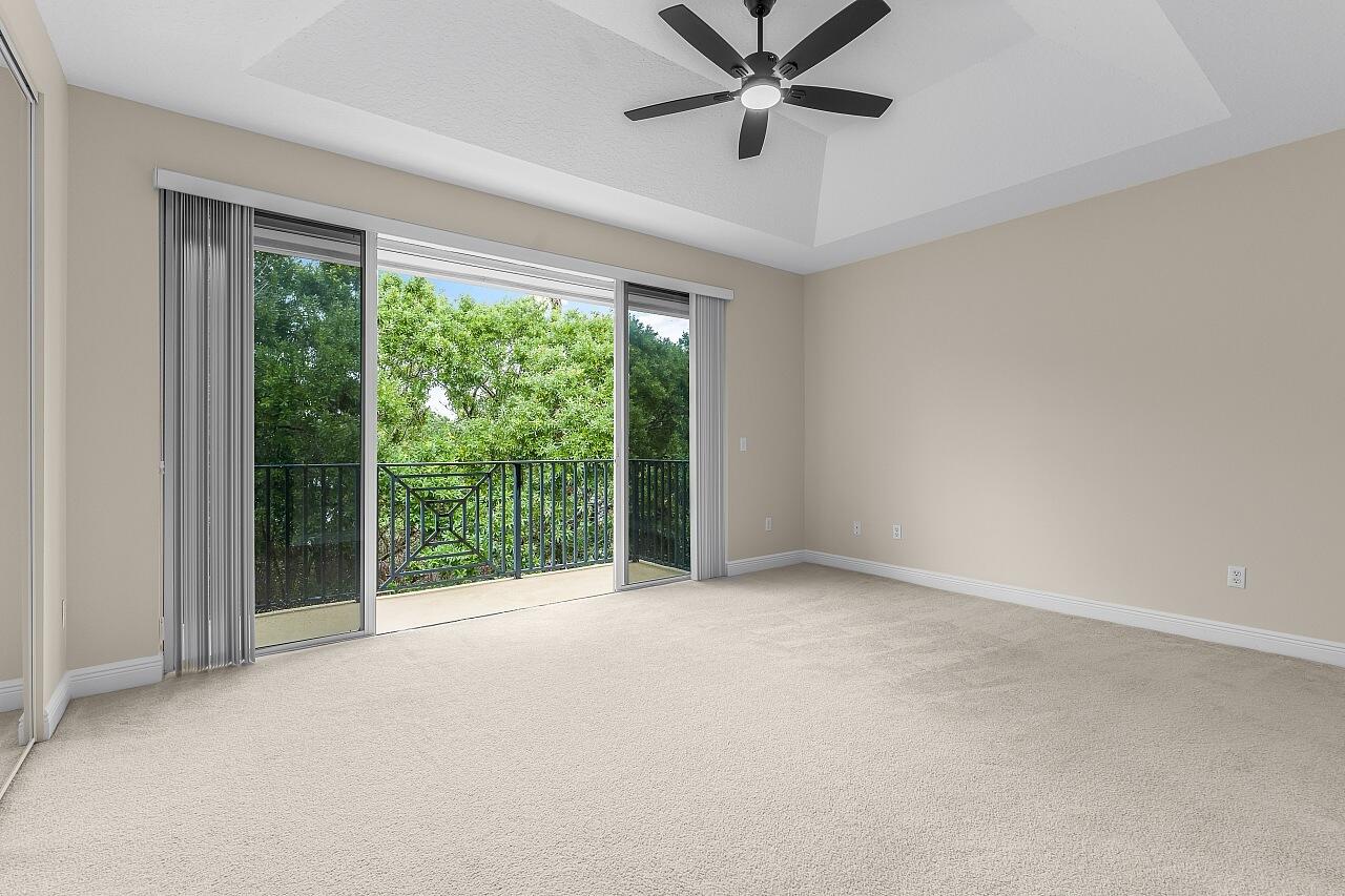 CAROLINA TRACE TOWNHOMES - Residential