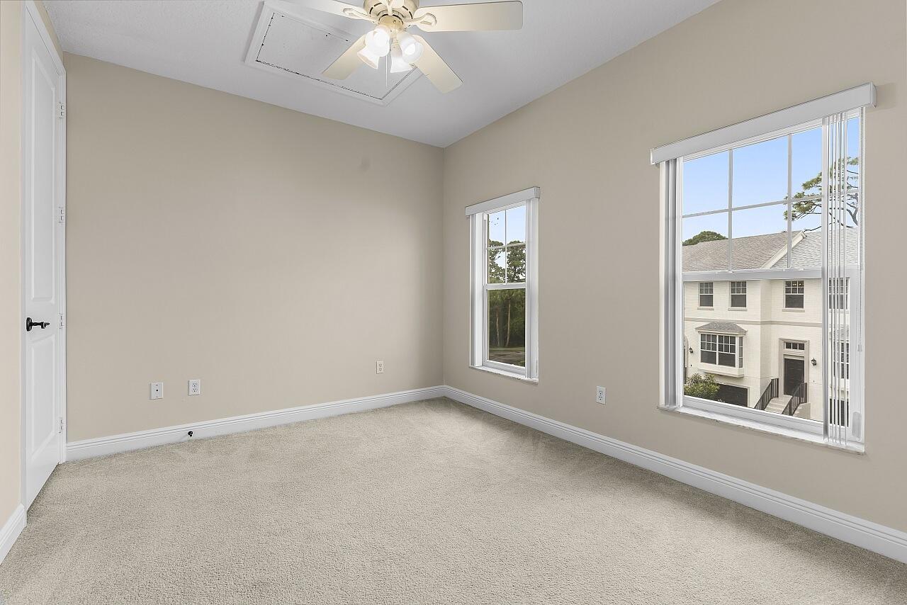 CAROLINA TRACE TOWNHOMES - Residential