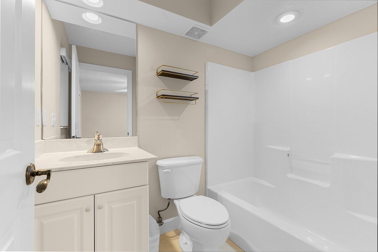 CAROLINA TRACE TOWNHOMES - Residential