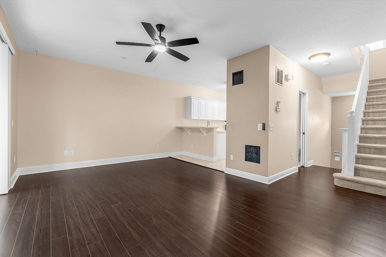 CAROLINA TRACE TOWNHOMES - Residential