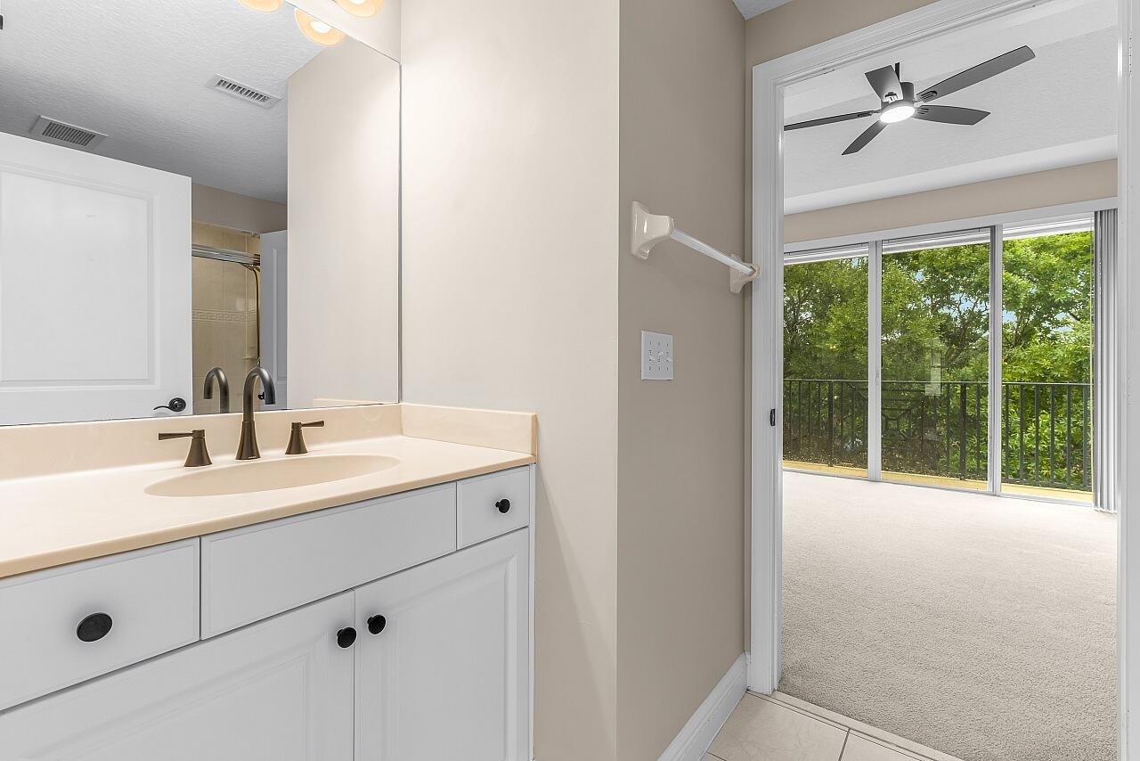 CAROLINA TRACE TOWNHOMES - Residential