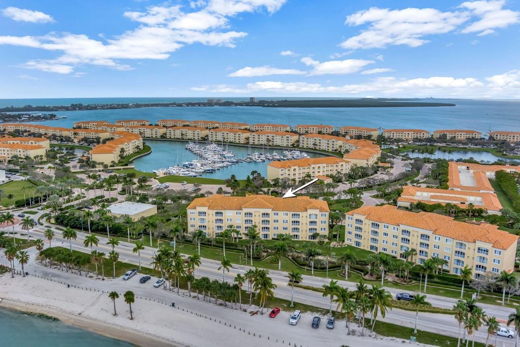 Photo of 36 Harbour Isle Drive #PH03, Fort Pierce, FL 34949 (MLS # F10419169)