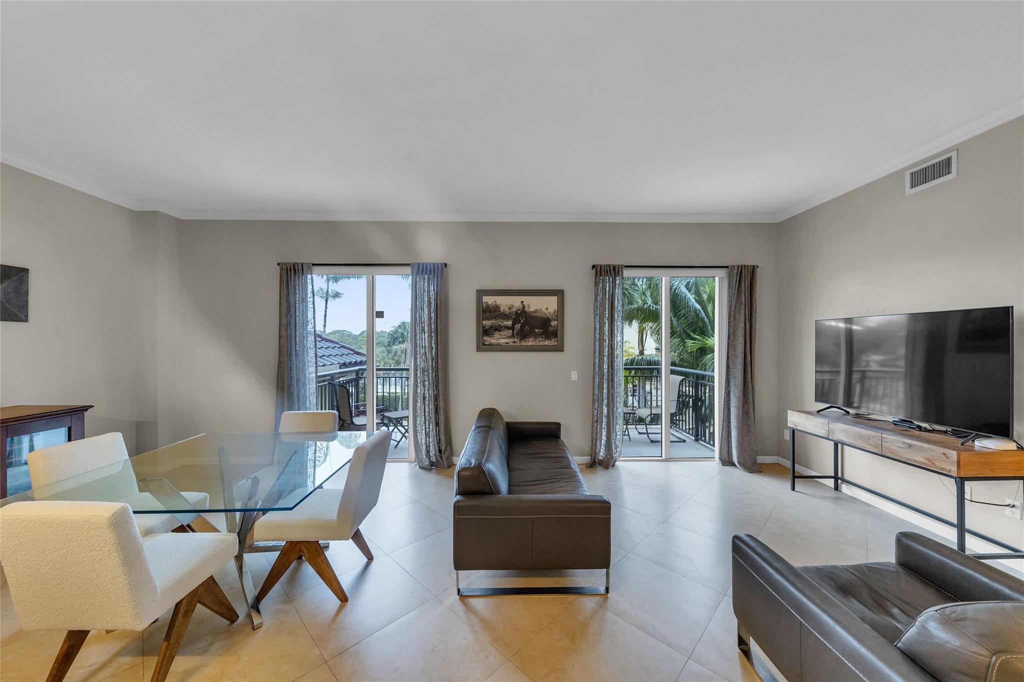 2625 NE 14th Ave 303