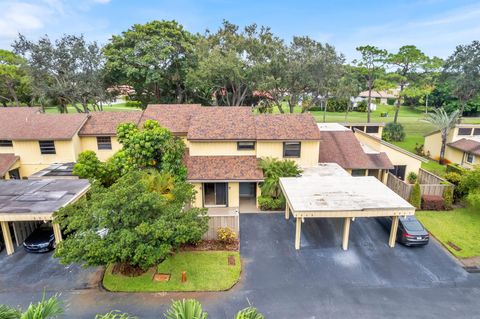 A home in Deerfield Beach