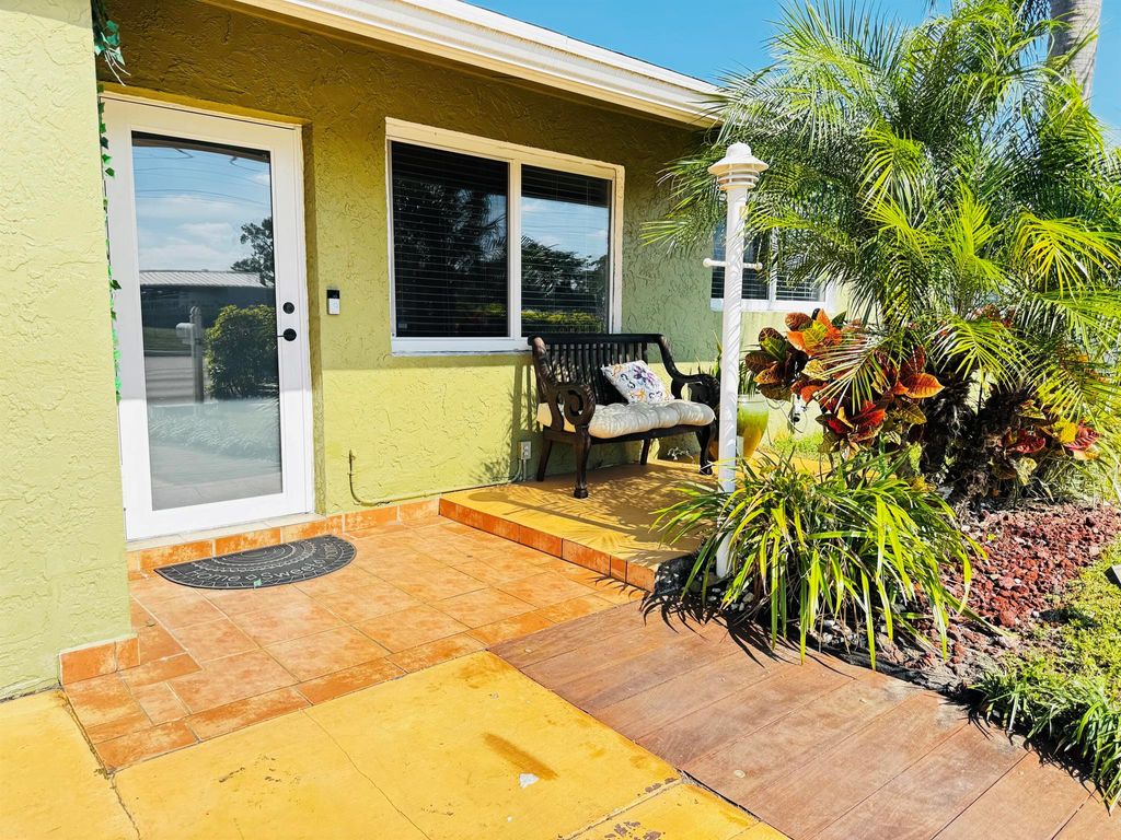 Photo of 7161 Sheridan Street, Hollywood, FL 33024 (MLS # R11150039)