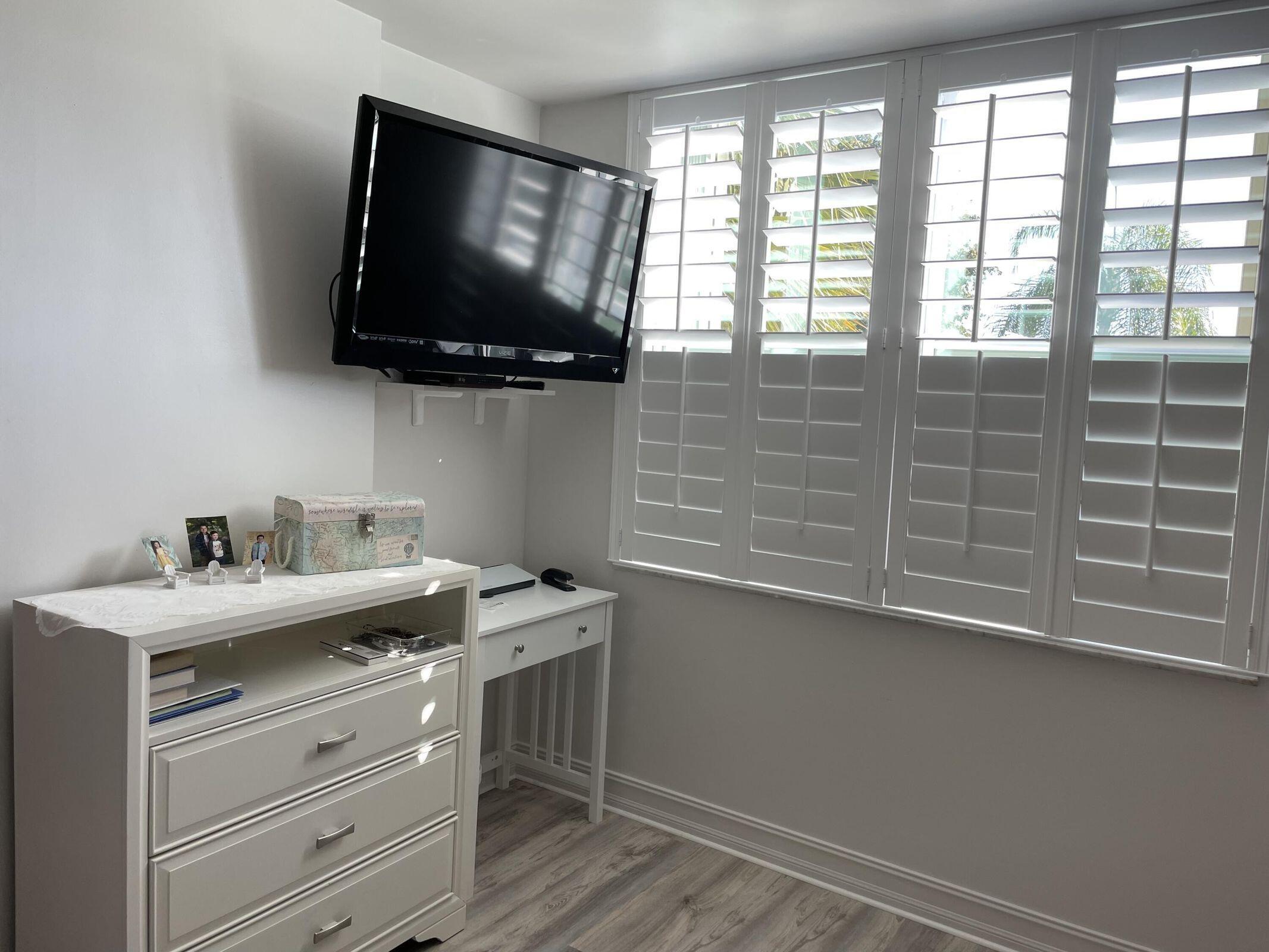 LAVERS DELRAY RACQUET CLUB CONDO - Residential Lease