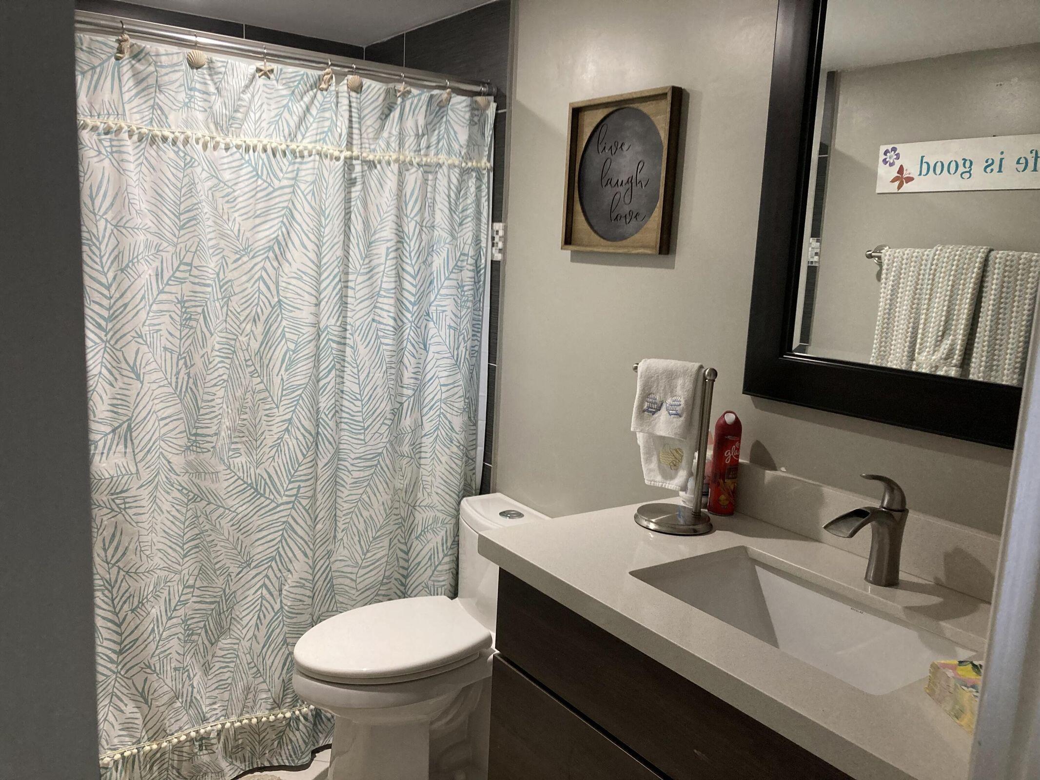 LAVERS DELRAY RACQUET CLUB CONDO - Residential Lease