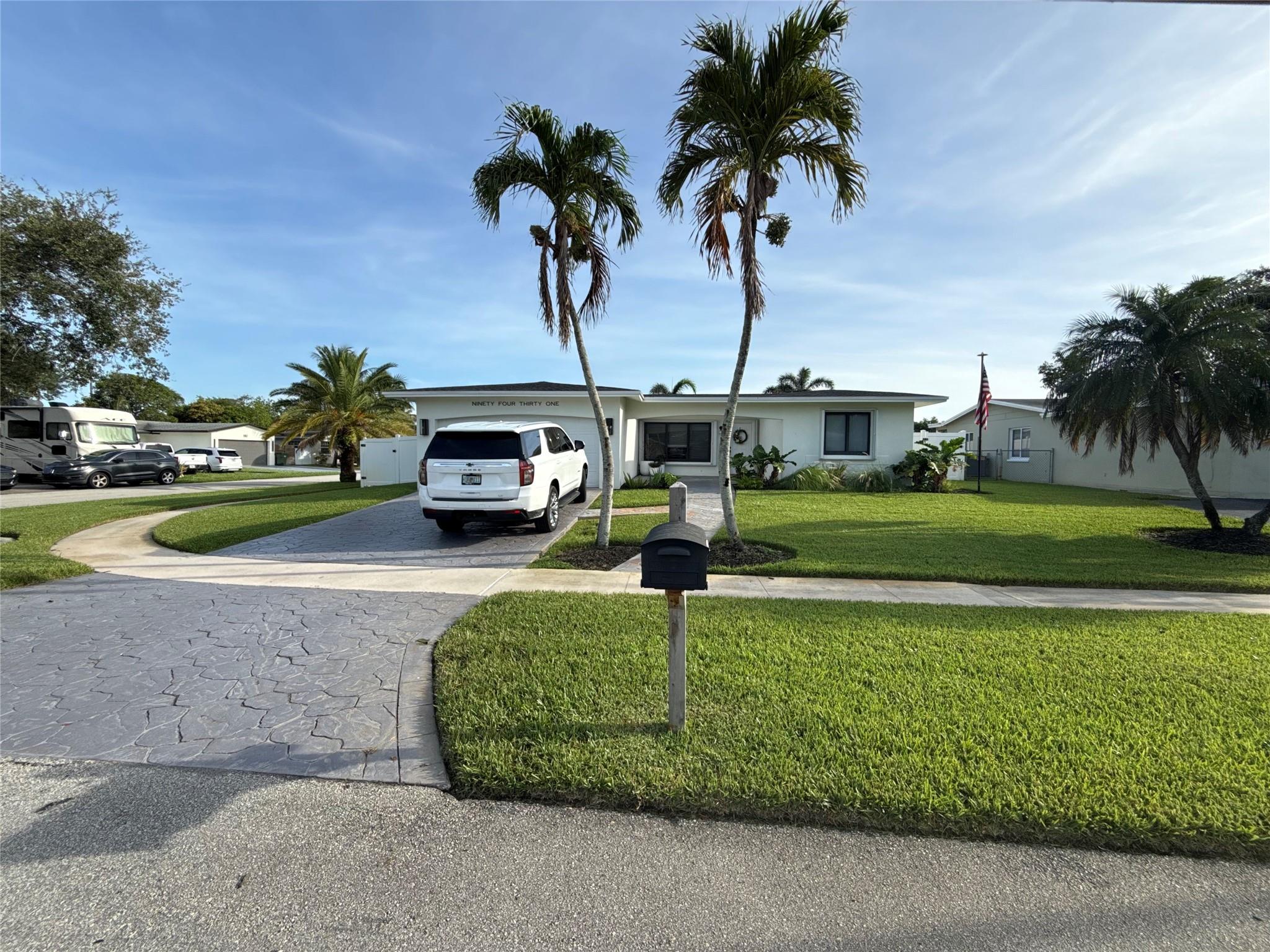 RAINBOW LAKES 77-28 B - Residential