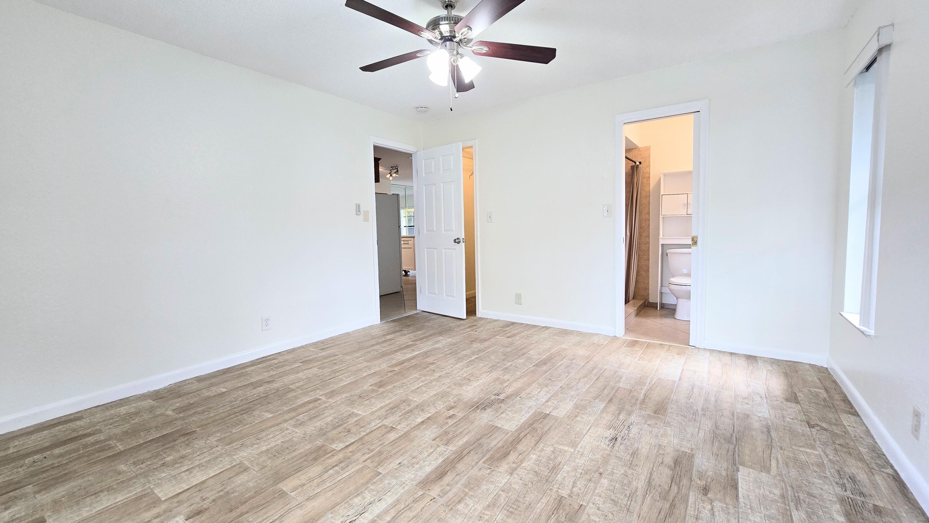 CORAL SPRINGS UNIVERSITY DRIVE - Residential Lease
