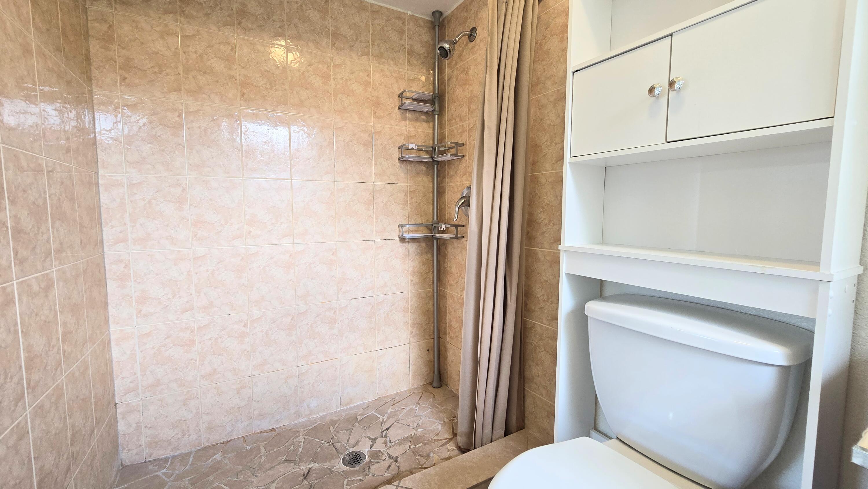 CORAL SPRINGS UNIVERSITY DRIVE - Residential Lease