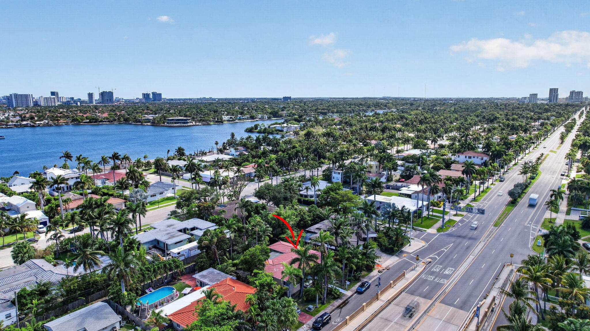 HOLLYWOOD LAKES SECTION - Residential