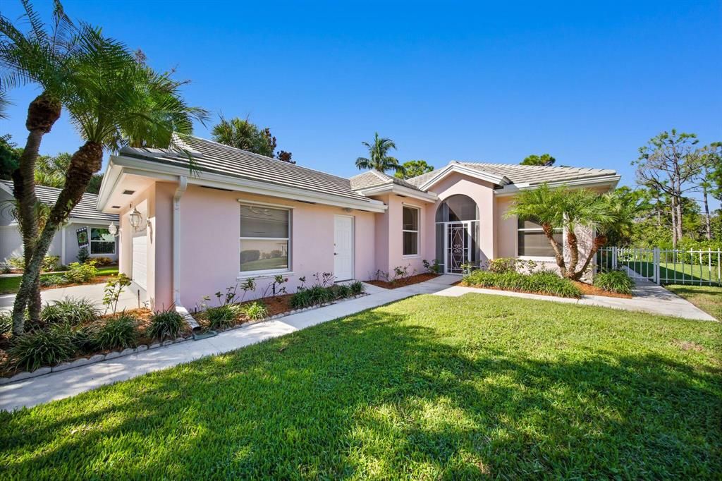 Photo of 7674 SE Fiddlewood Lane Ln, Hobe Sound, FL 33455 (MLS # R10833308)
