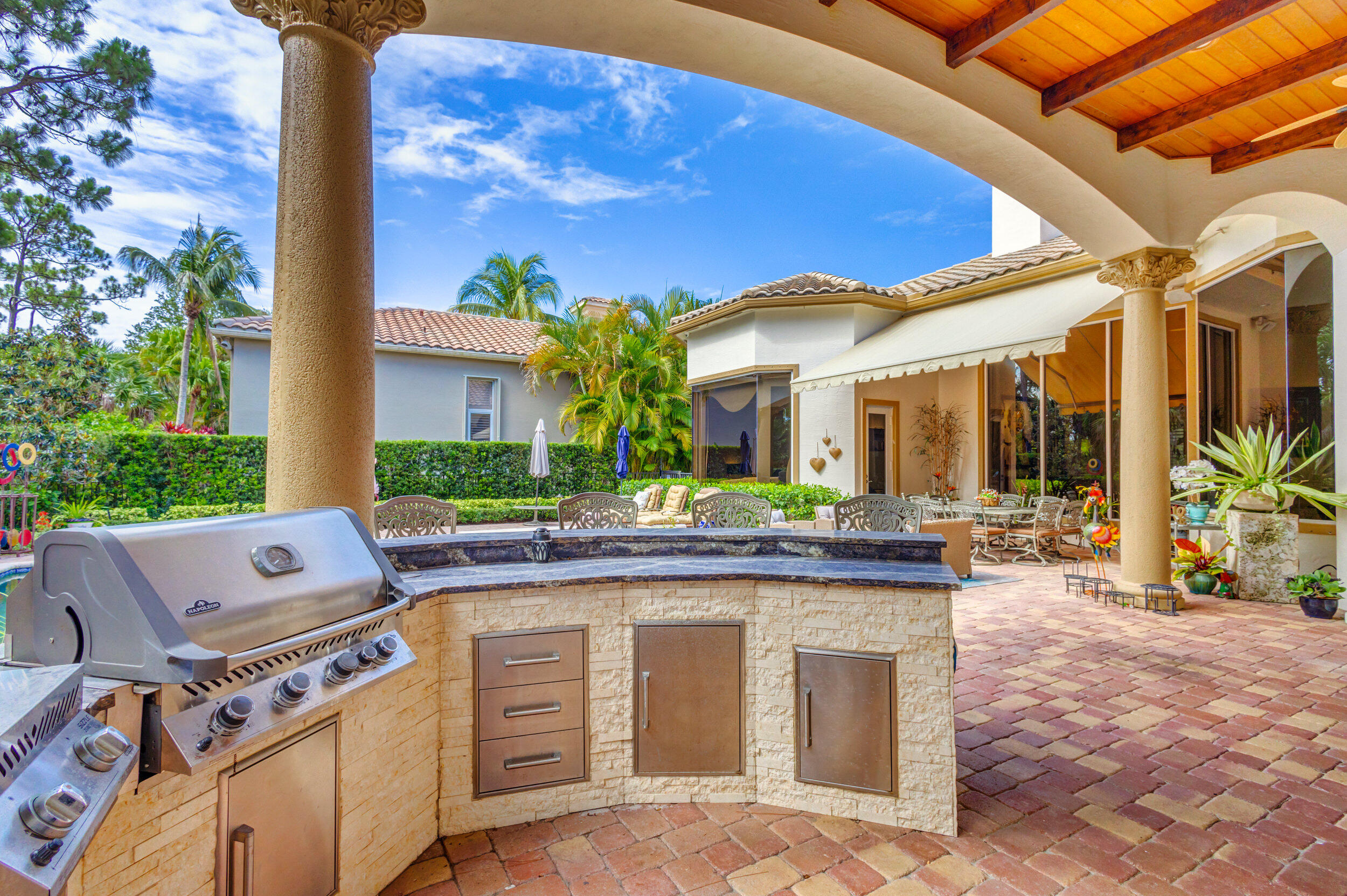 MIRASOL QUANTERA - Residential