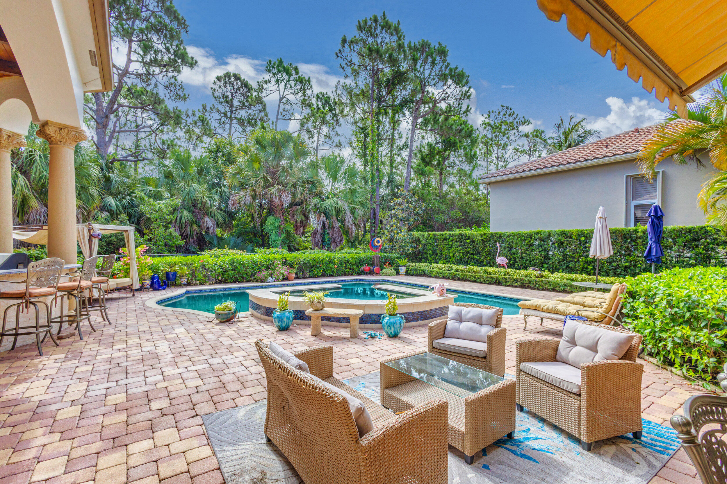 MIRASOL QUANTERA - Residential