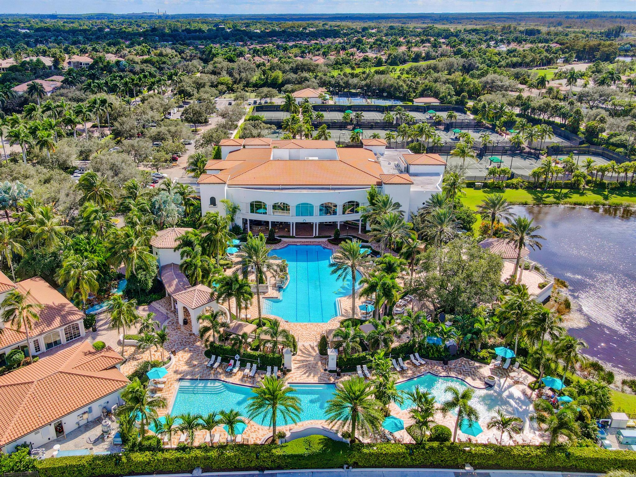 MIRASOL QUANTERA - Residential