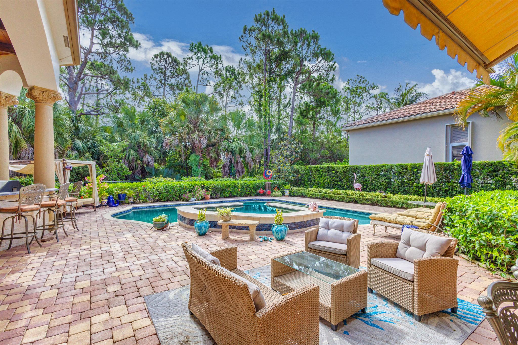 MIRASOL QUANTERA - Residential