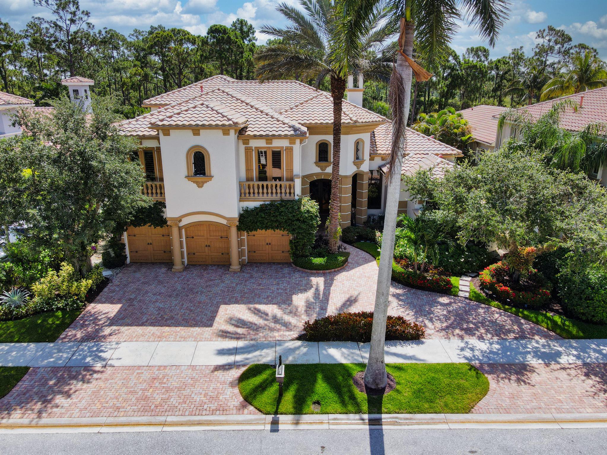 MIRASOL QUANTERA - Residential