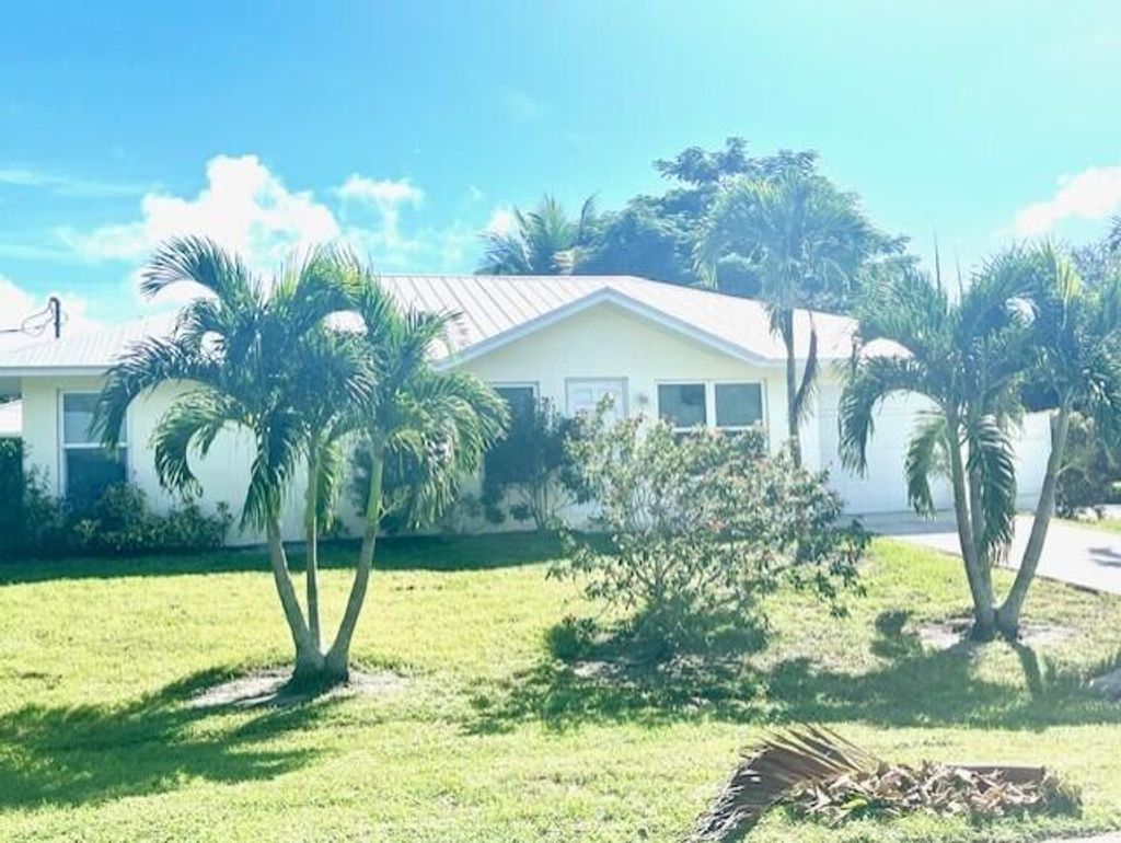 Photo of 3665 SE Lower Street, Stuart, FL 34997 (MLS # R11129857)