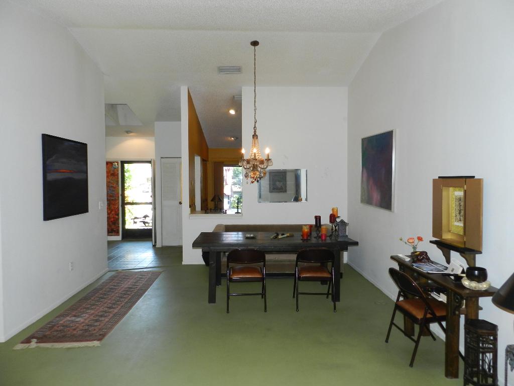 STRATHMORE  GATES WEST - Residential