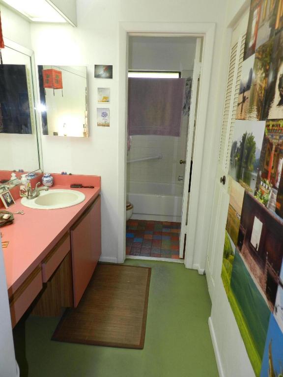 STRATHMORE  GATES WEST - Residential