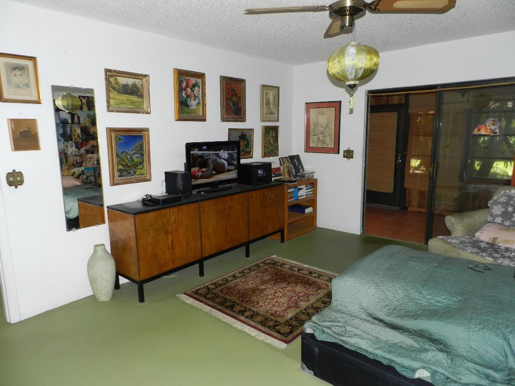 STRATHMORE  GATES WEST - Residential