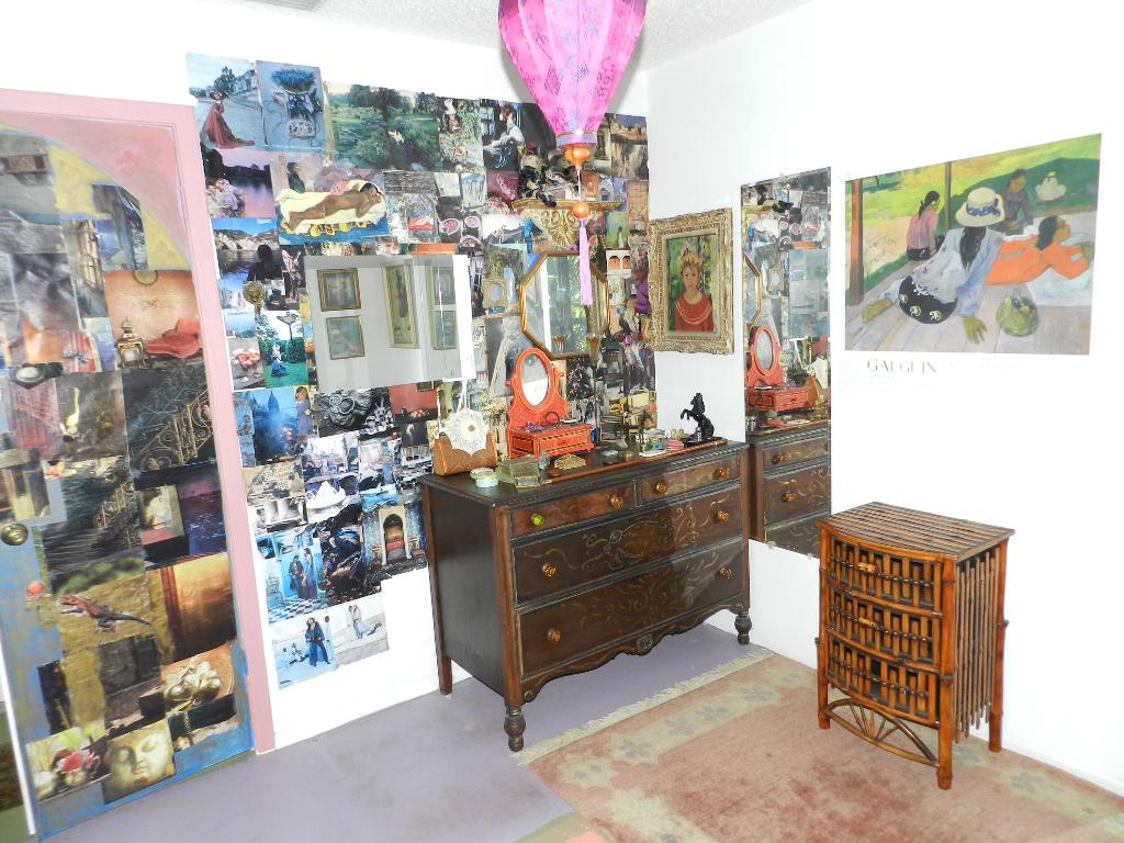 STRATHMORE  GATES WEST - Residential