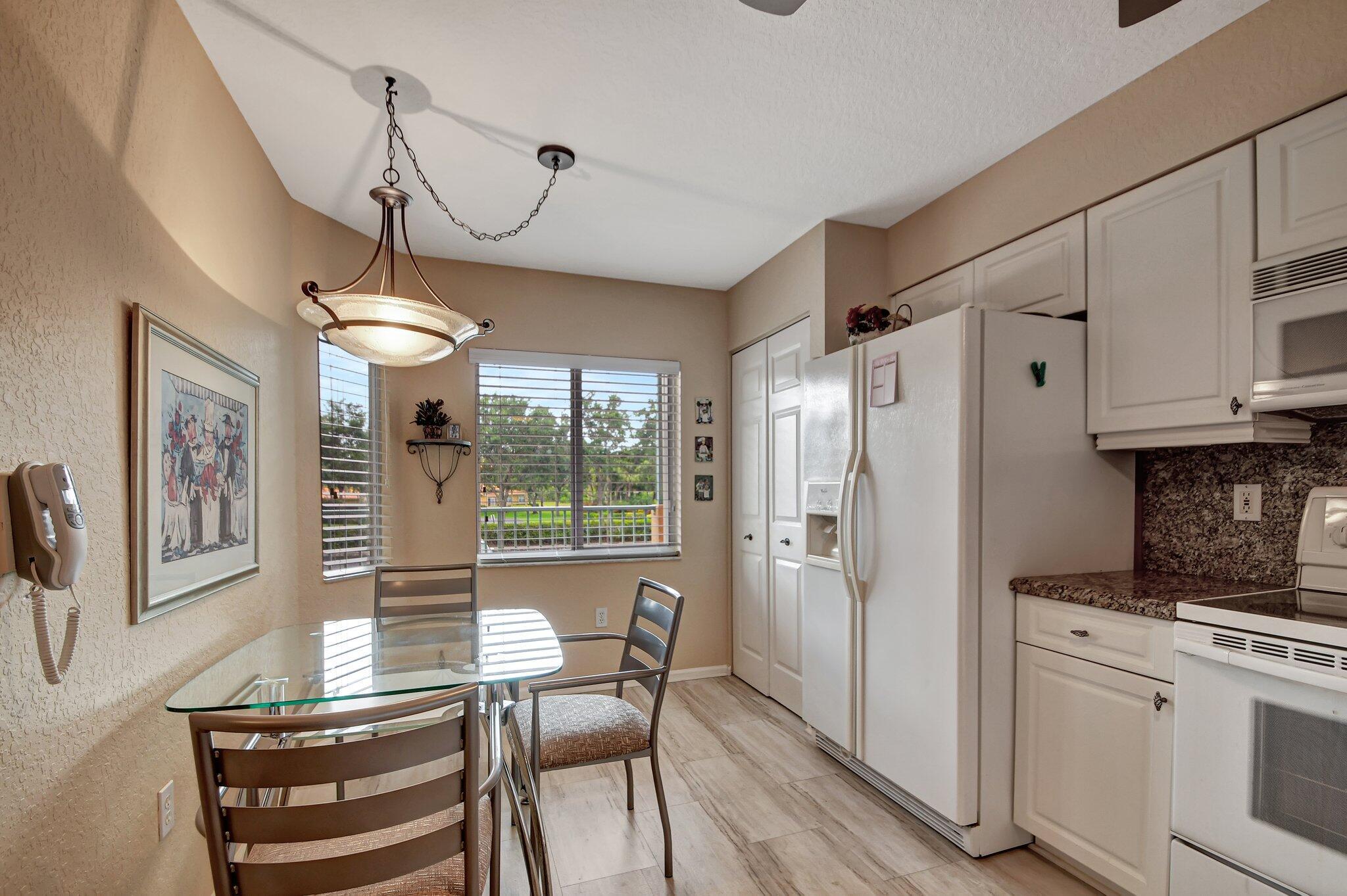 Coral Lakes
Coral Cove - Residential