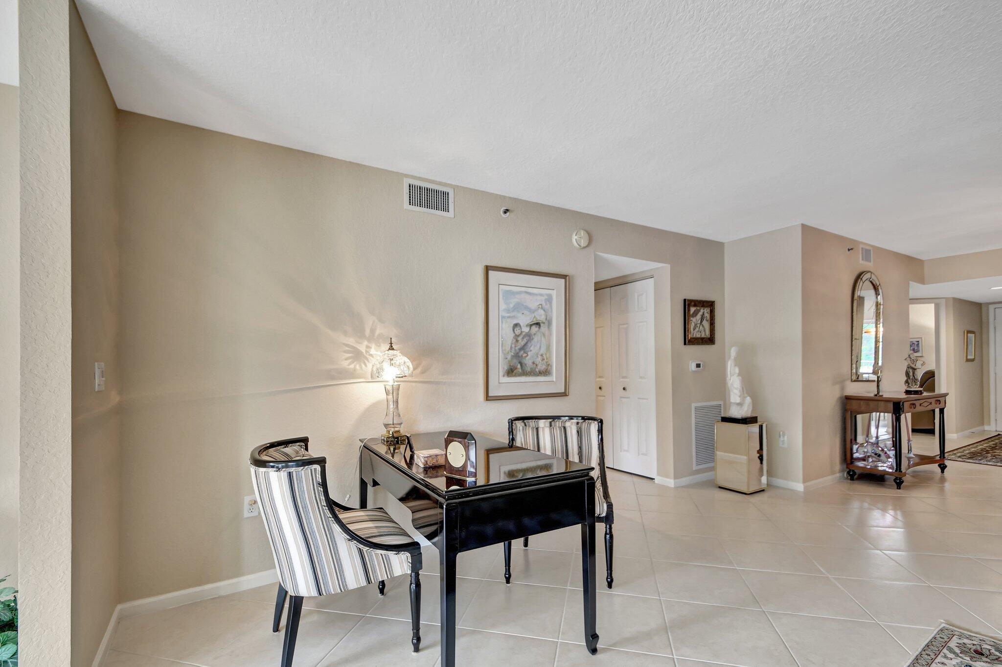 Coral Lakes
Coral Cove - Residential