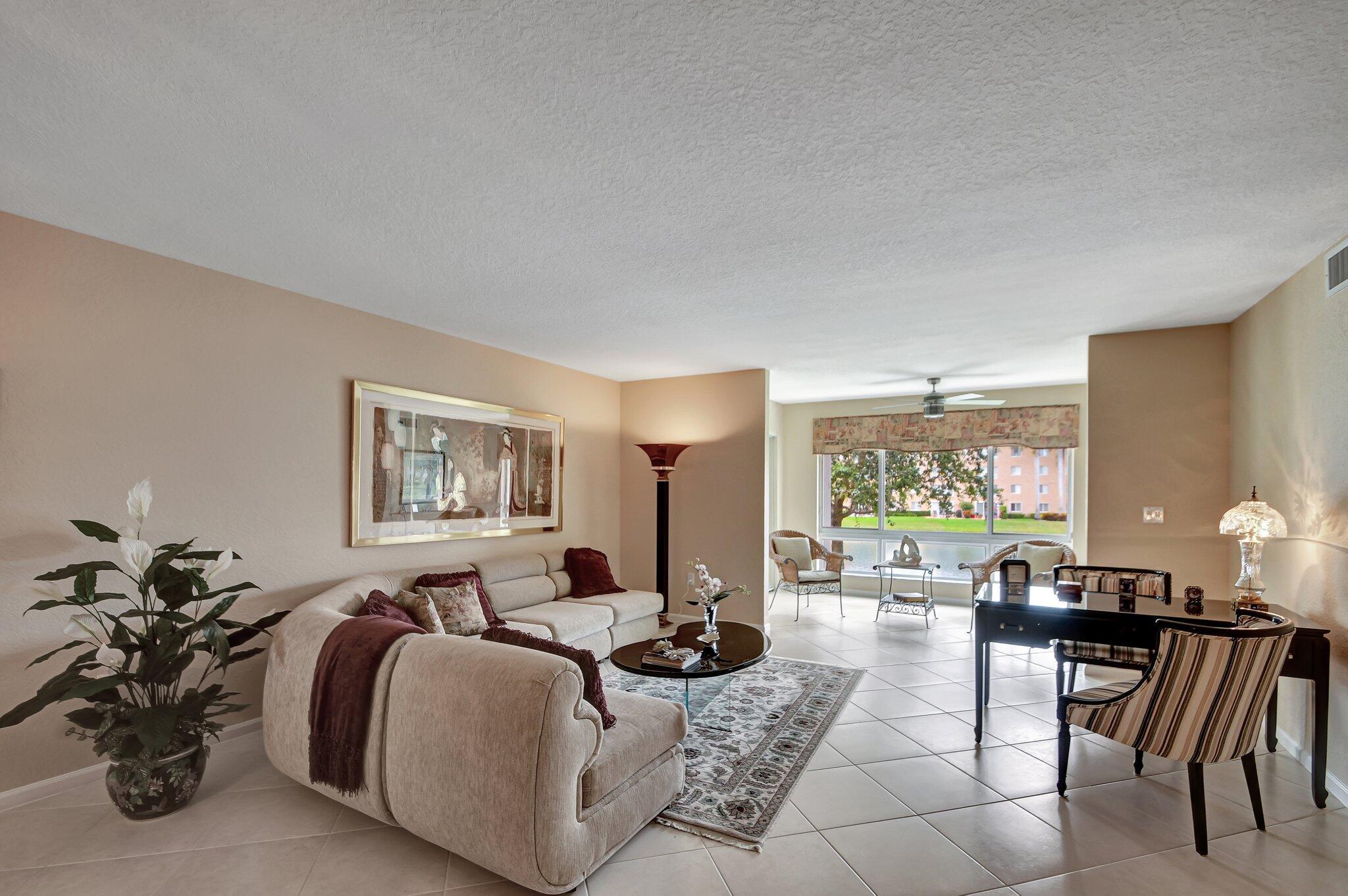 Coral Lakes
Coral Cove - Residential