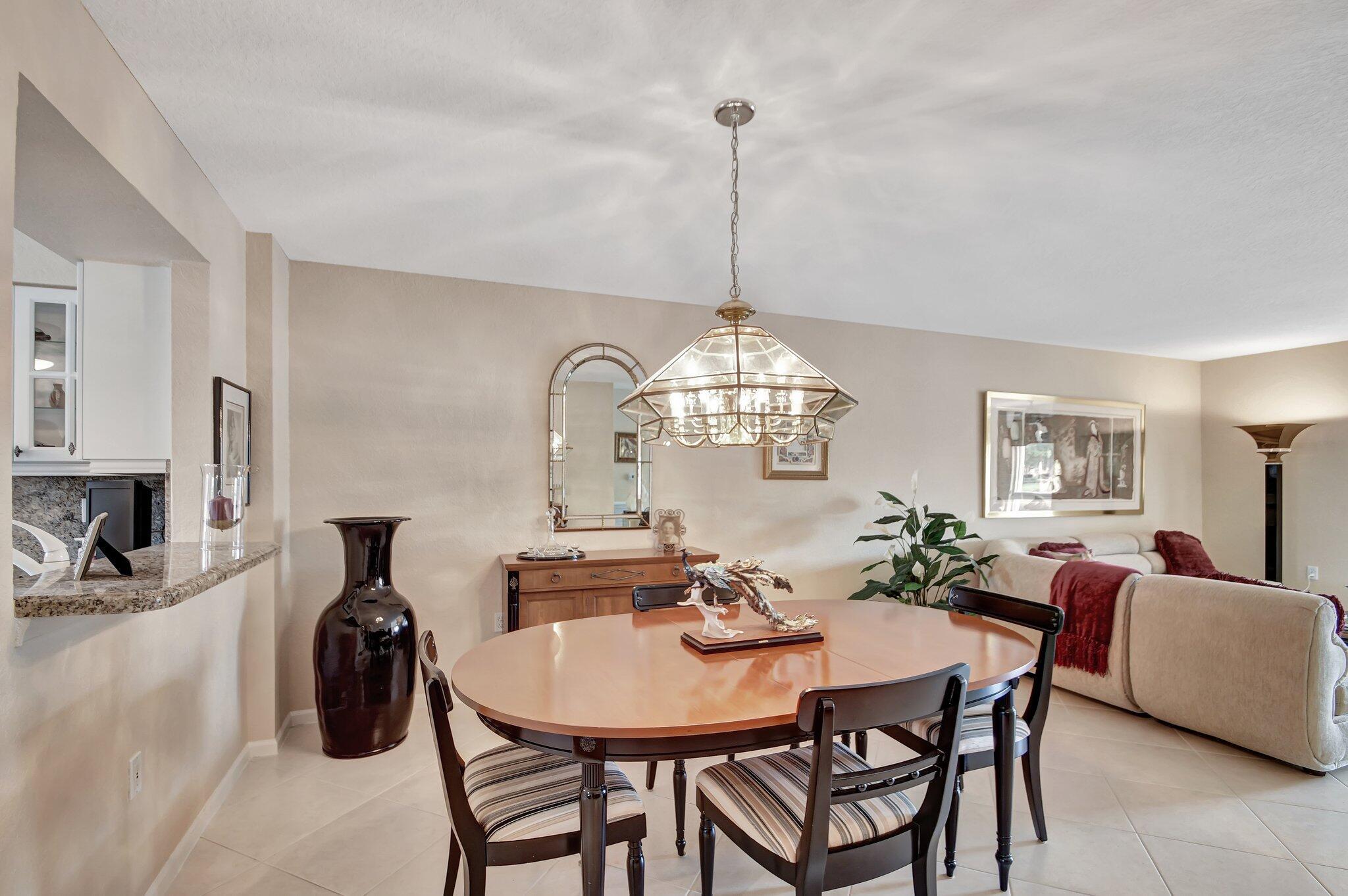 Coral Lakes
Coral Cove - Residential