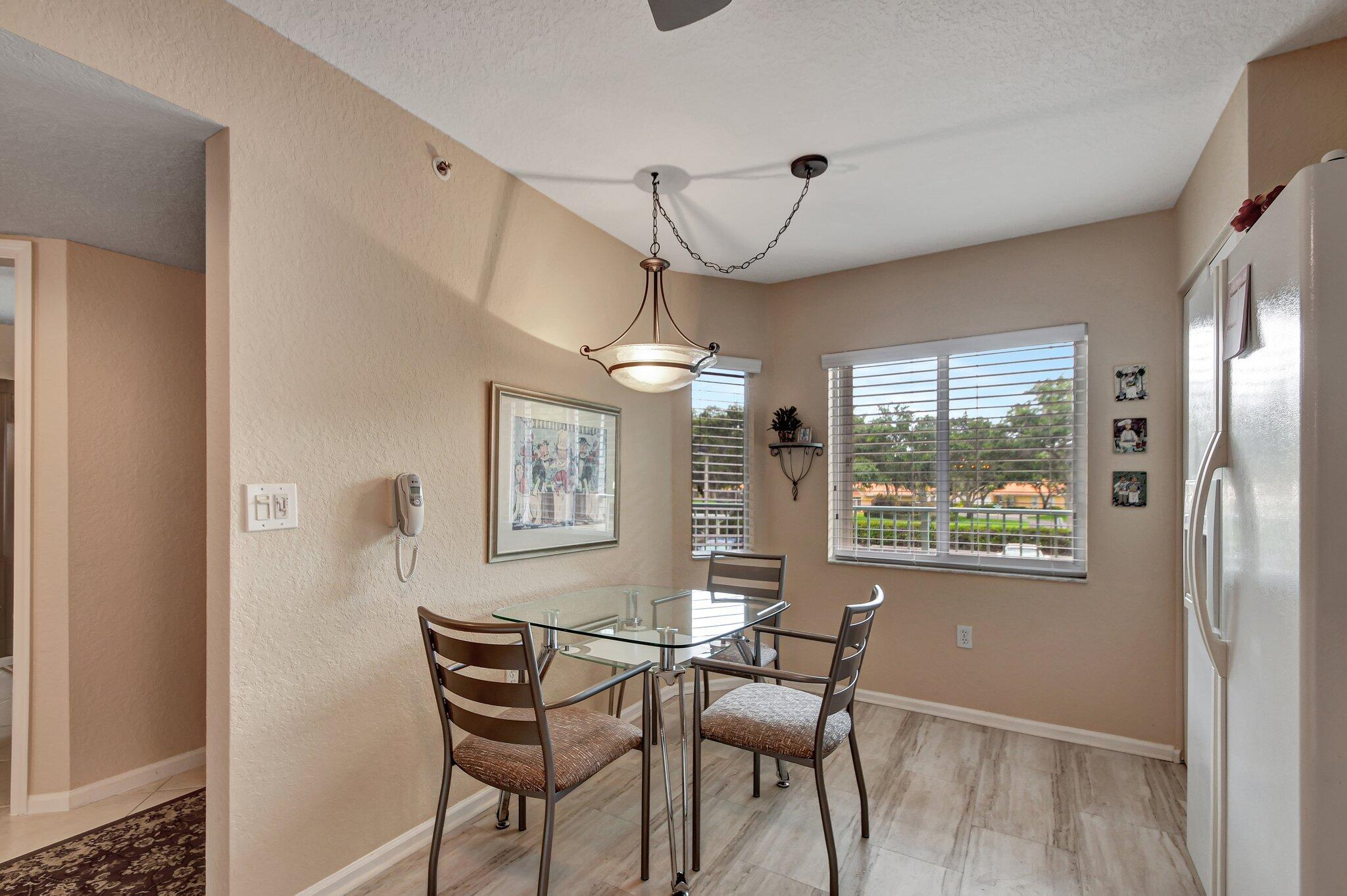 Coral Lakes
Coral Cove - Residential