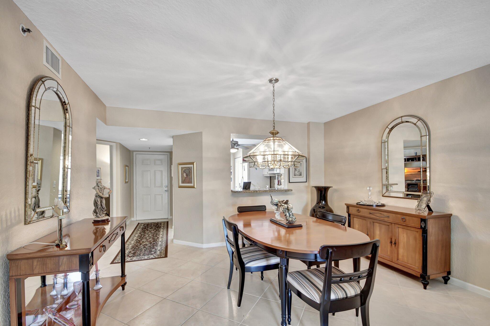 Coral Lakes
Coral Cove - Residential