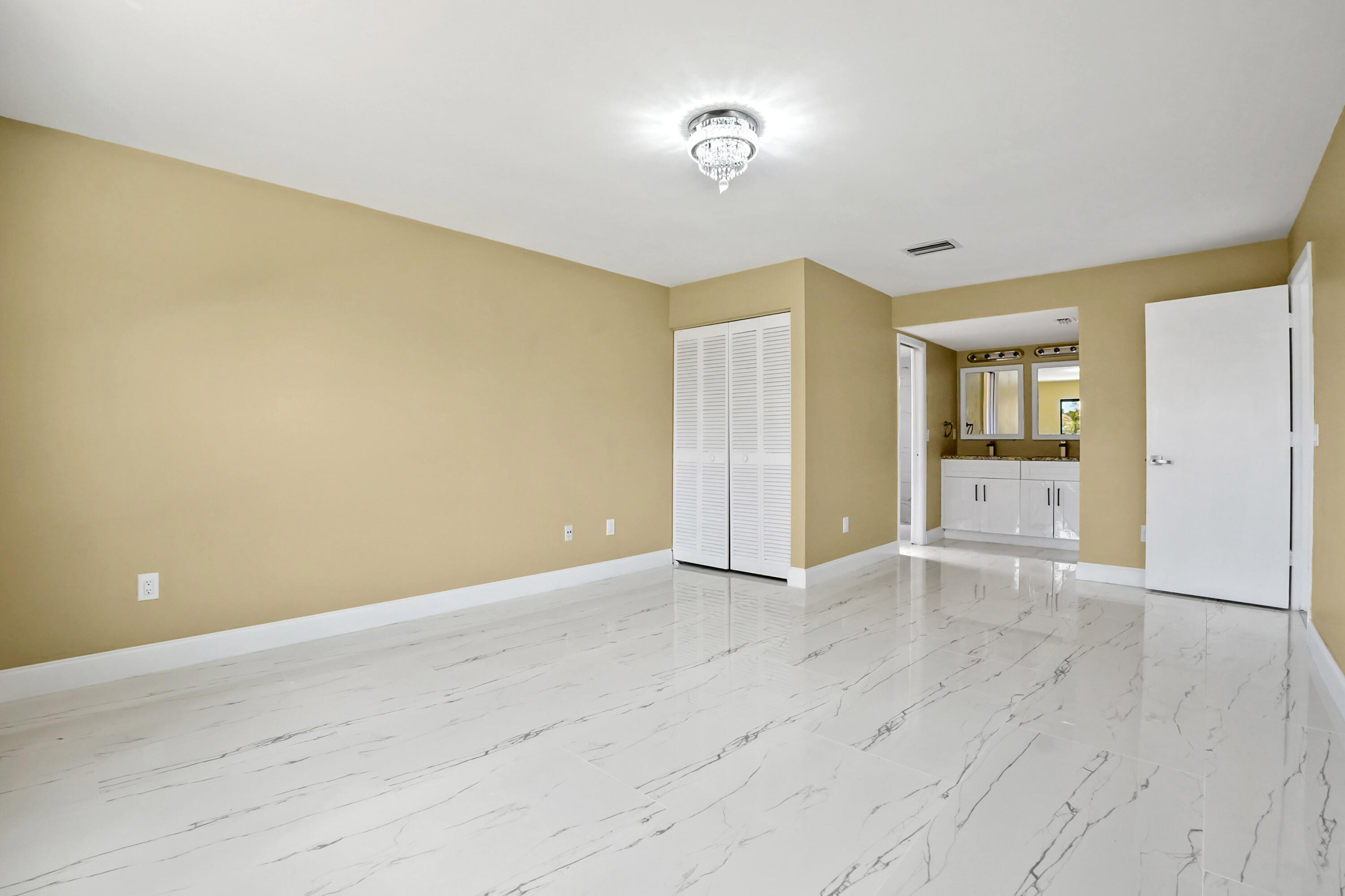 PORT ST LUCIE SECTION 33 - Residential