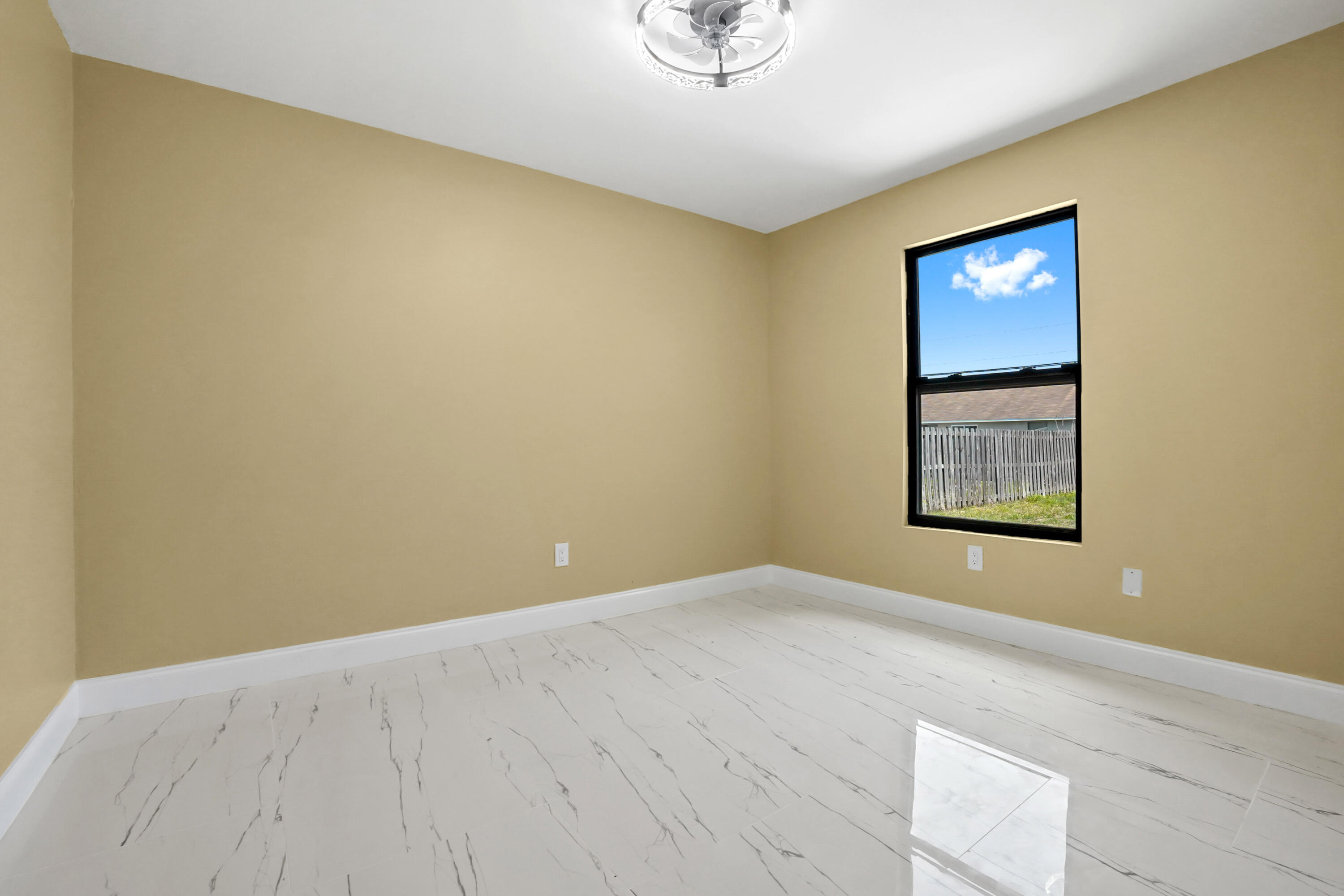 PORT ST LUCIE SECTION 33 - Residential