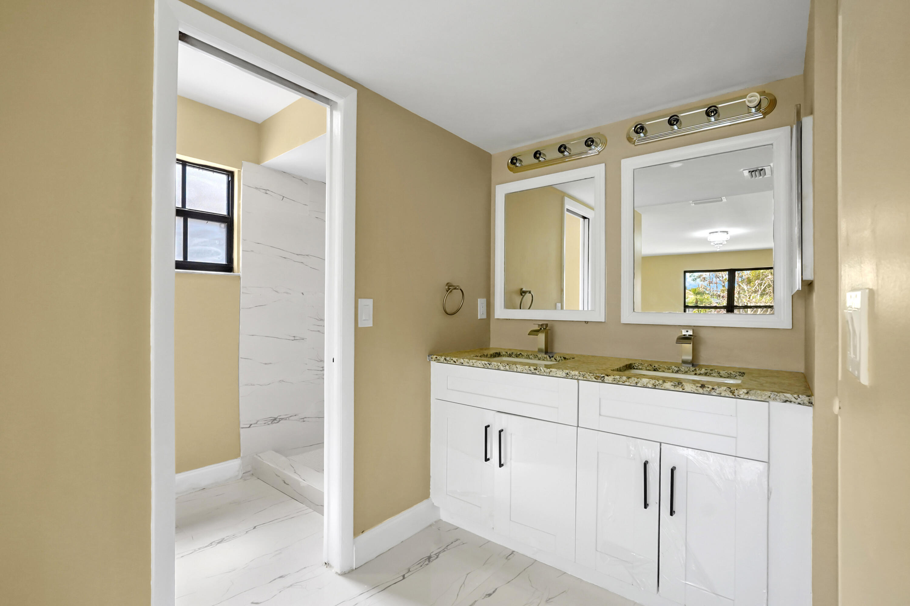 PORT ST LUCIE SECTION 33 - Residential