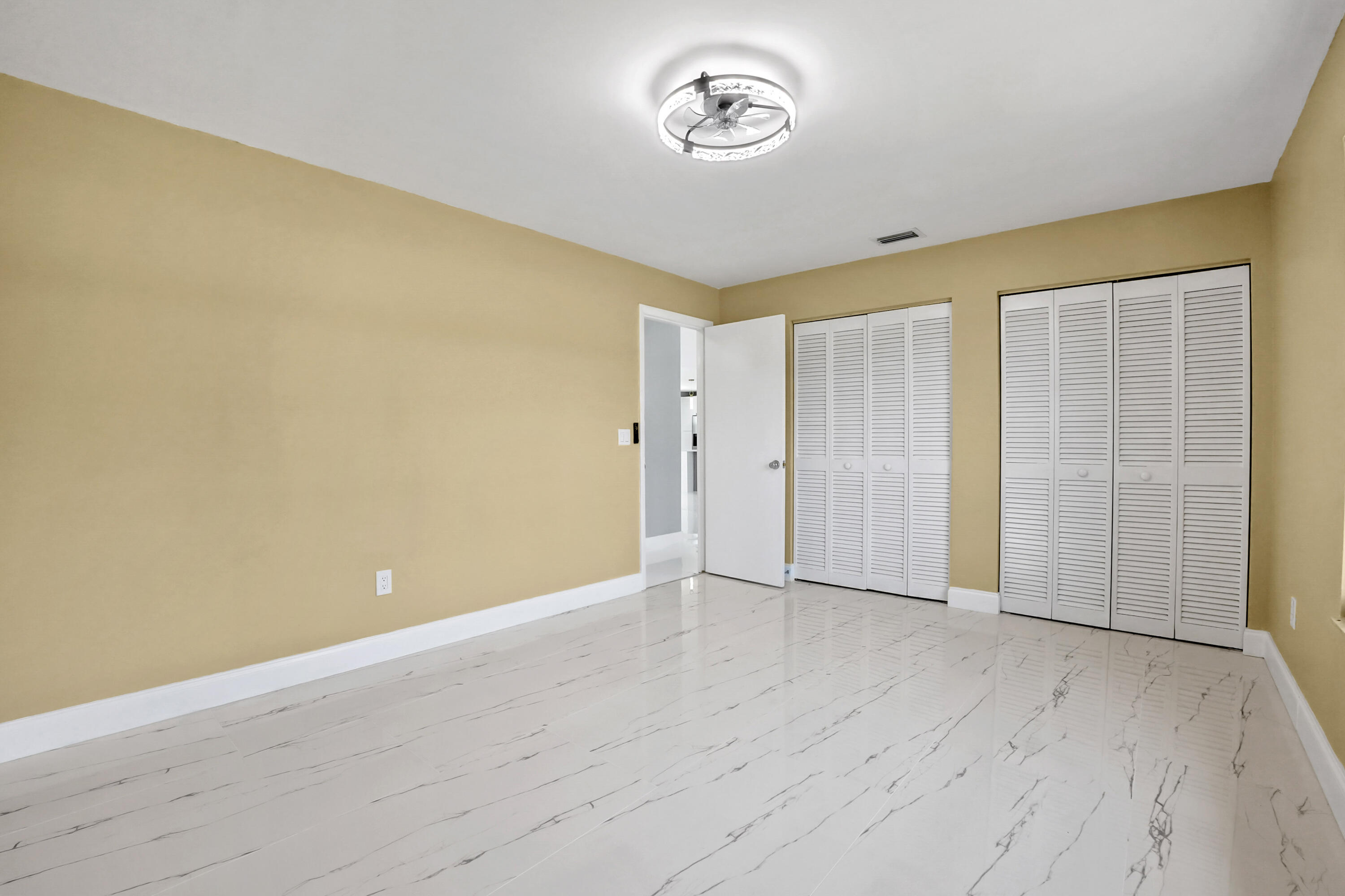 PORT ST LUCIE SECTION 33 - Residential