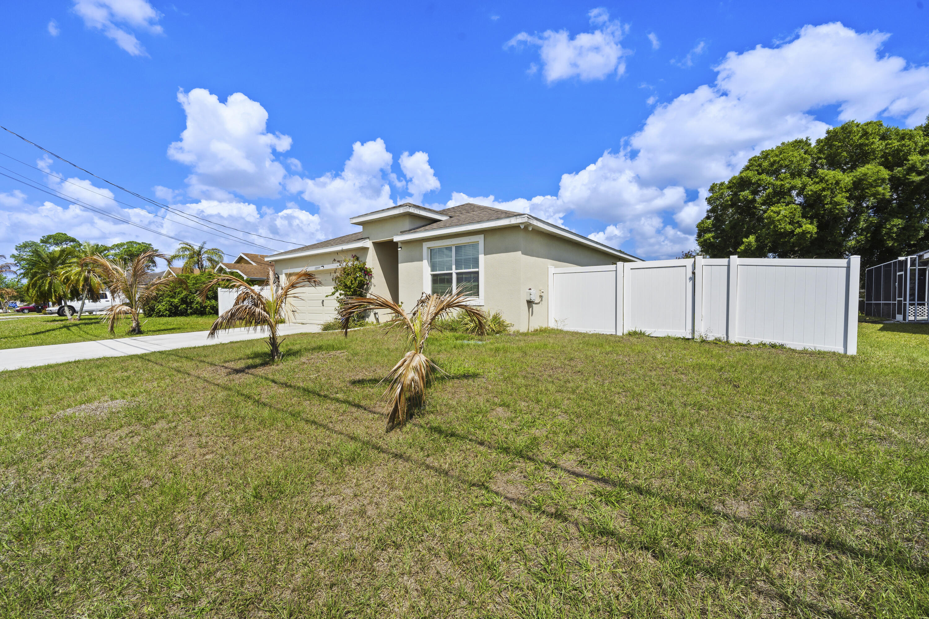 PORT ST LUCIE SECTION 17 - Residential