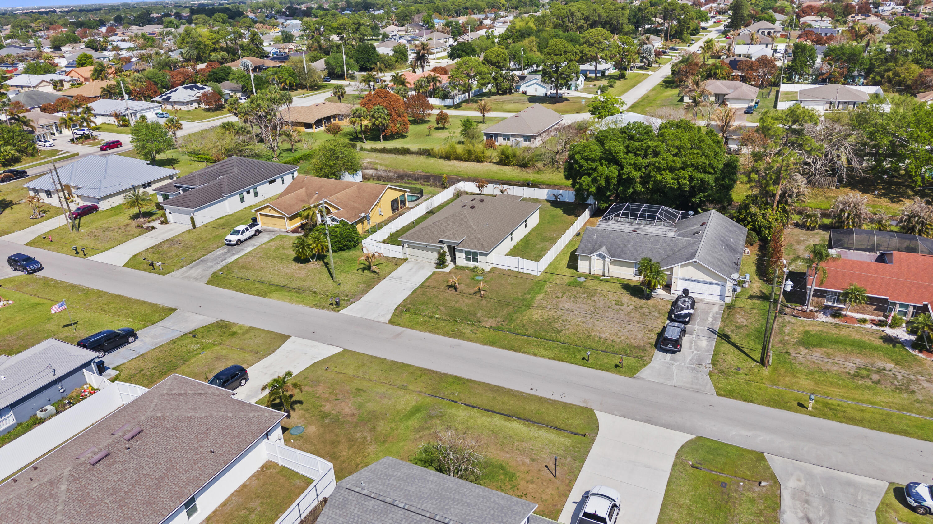 PORT ST LUCIE SECTION 17 - Residential
