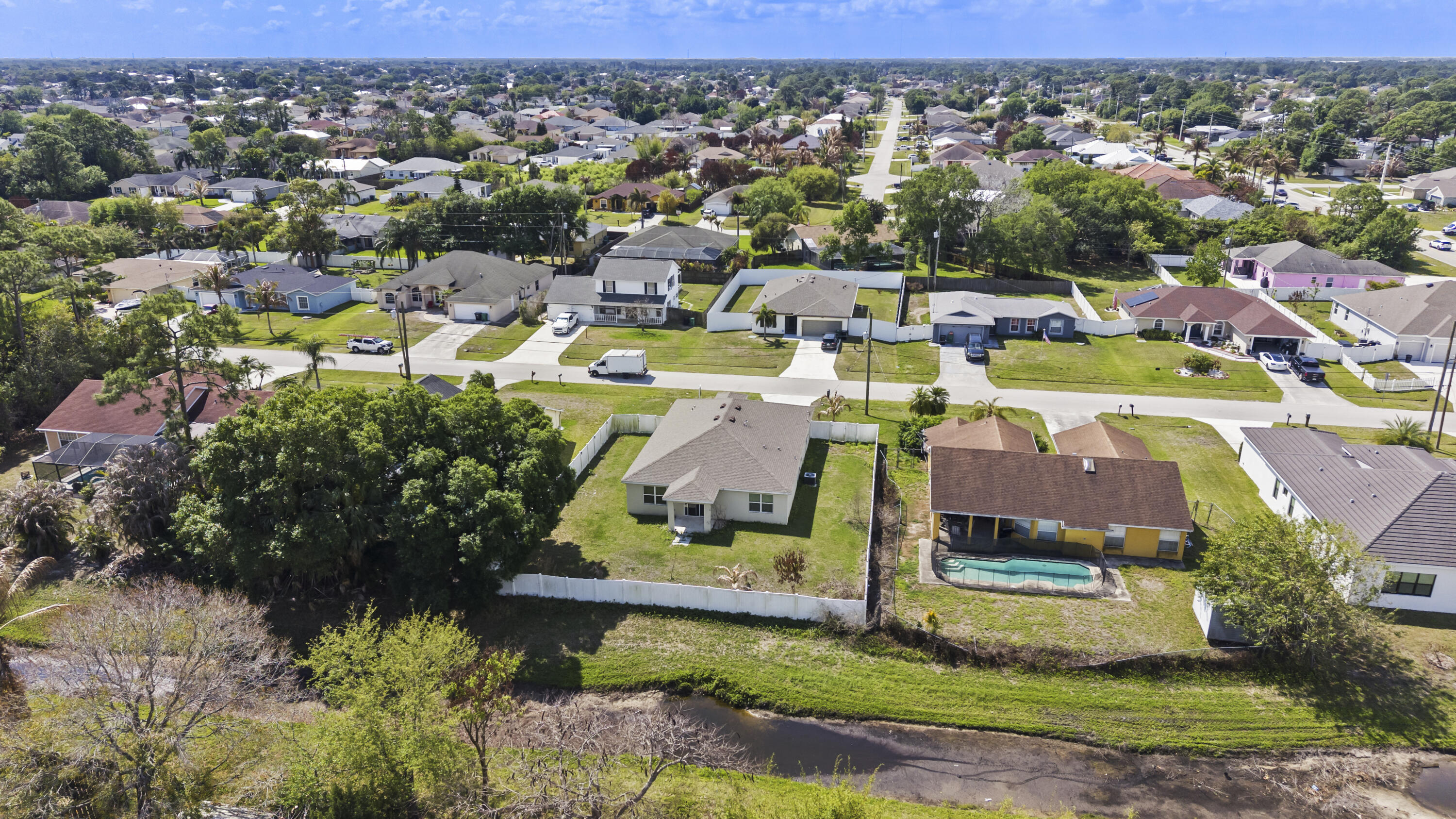 PORT ST LUCIE SECTION 17 - Residential