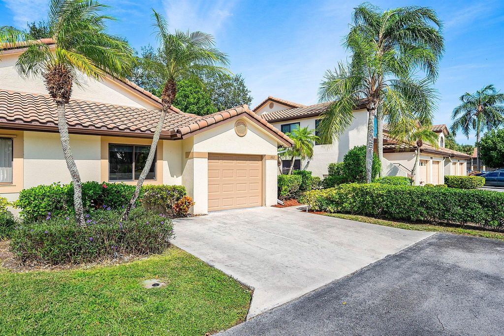 Photo of 10071 53rd Way S #1302, Boynton Beach, FL 33437 (MLS # R11137960)