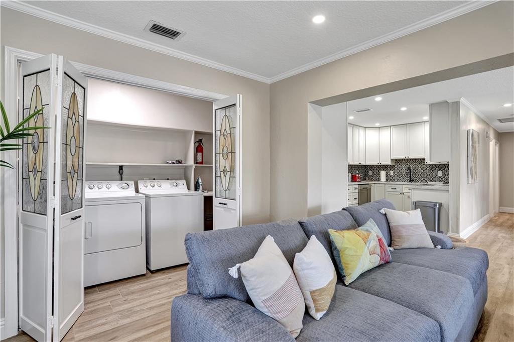 Brentwood Park - Residential