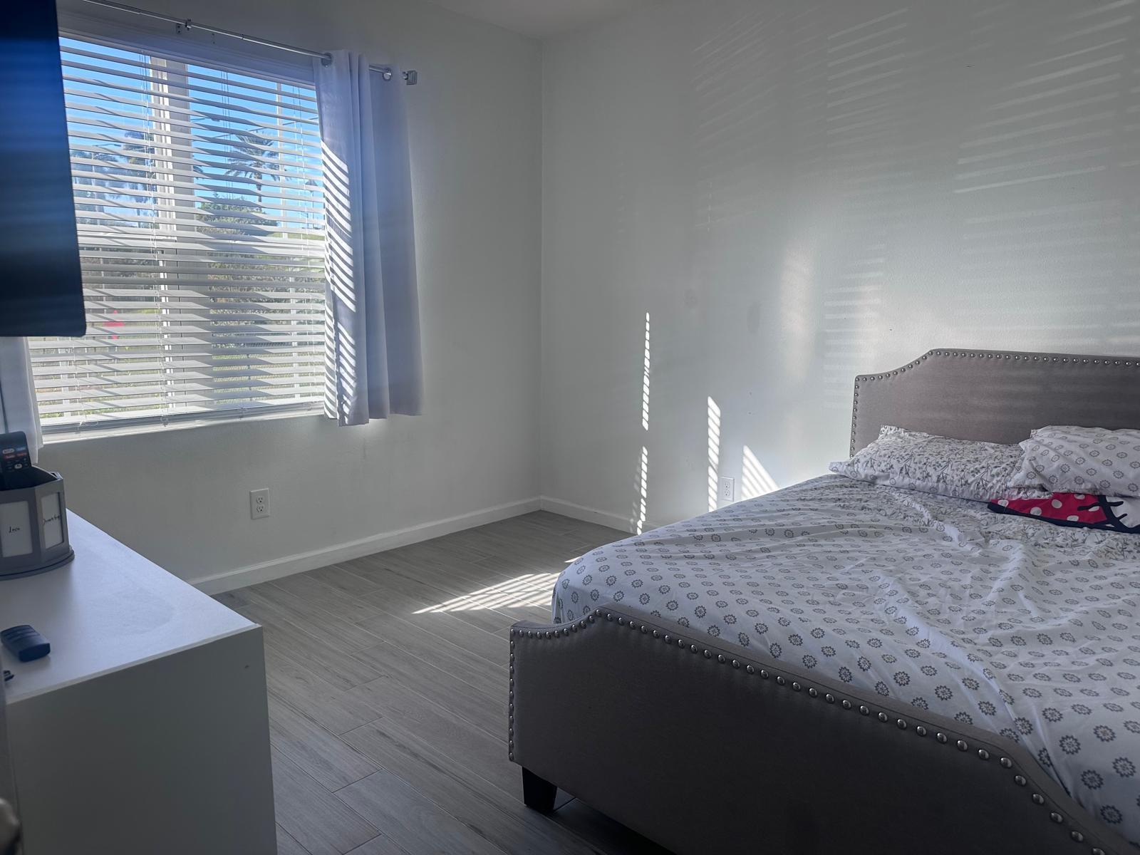 PORT ST LUCIE SECTION 33 - Residential Lease