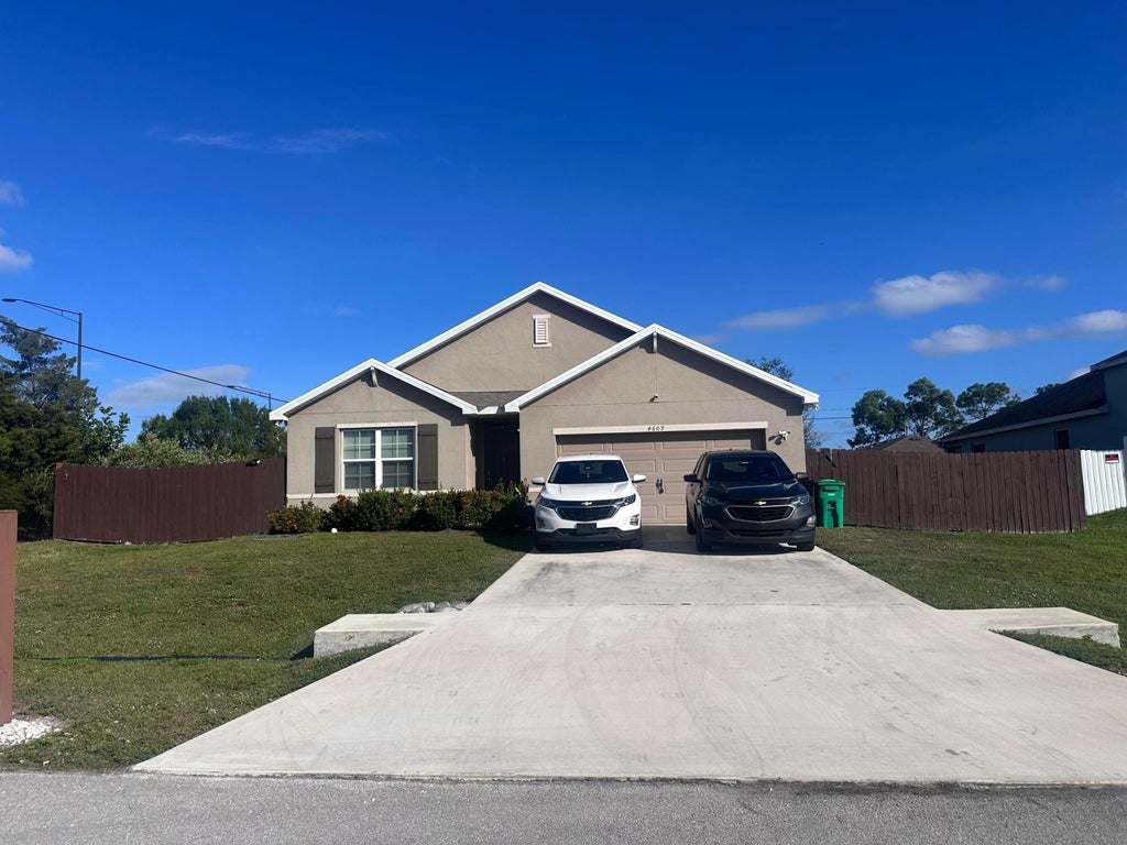 Photo of 4609 SW Babylon Street, Port Saint Lucie, FL 34953 (MLS # R11145029)